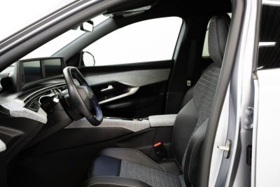 Peugeot e-5008 Allure Pack 7prs