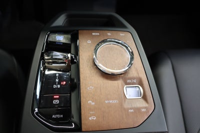 BMW iX xDrive40 Fully Charged