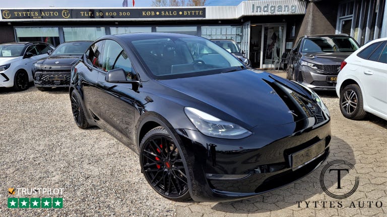 Tesla Model Y Performance AWD