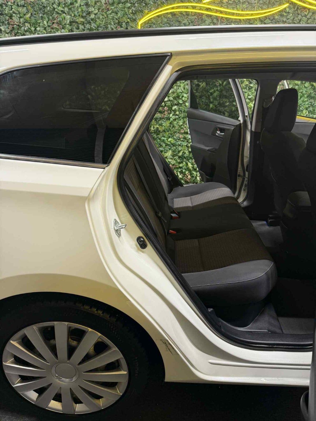 Billede af Toyota Auris 1,8 Hybrid H2 Style Touring Sports CVT