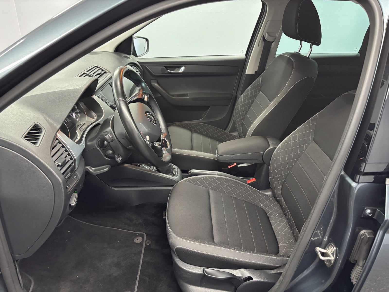 Billede af Skoda Fabia 1,0 TSi 110 Ambition Combi