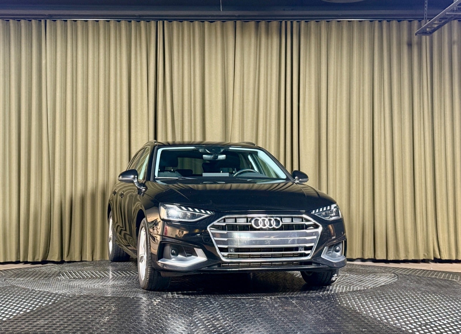 Billede af Audi A4 40 TFSi Prestige plus Avant S-tr.