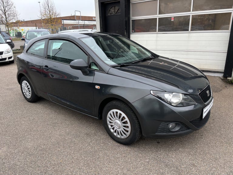 Seat Ibiza 16V Reference SC