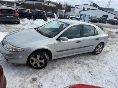 Renault Laguna II 1,6 Authentique Pack 5d