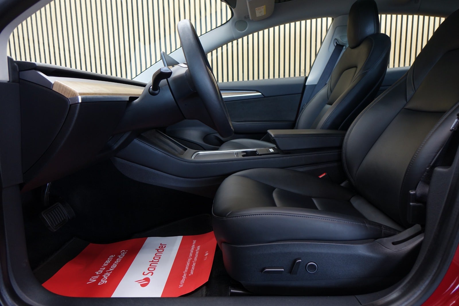 Tesla Model 3, Billede 5