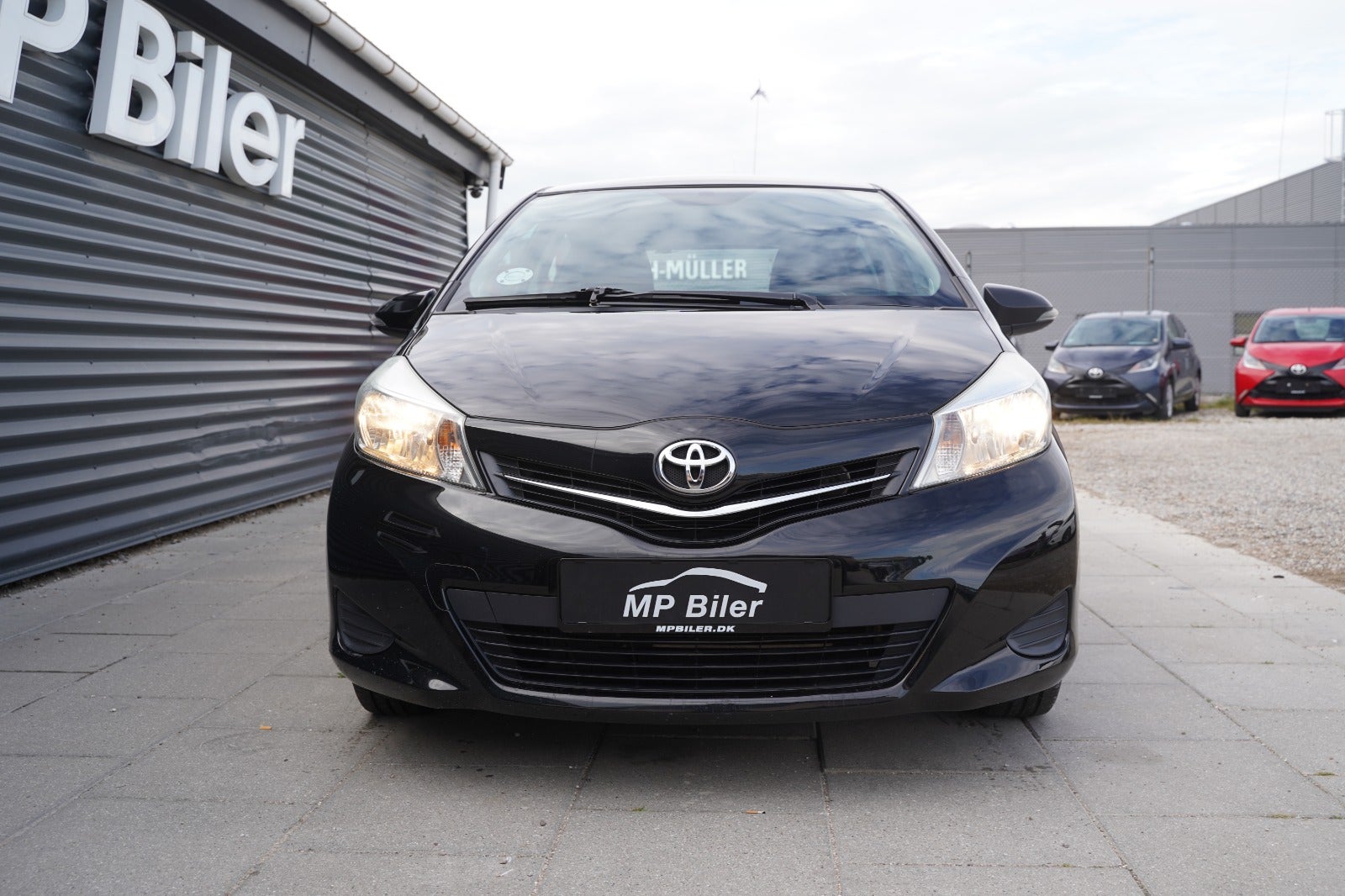 Billede af Toyota Yaris 1,3 VVT-i T2