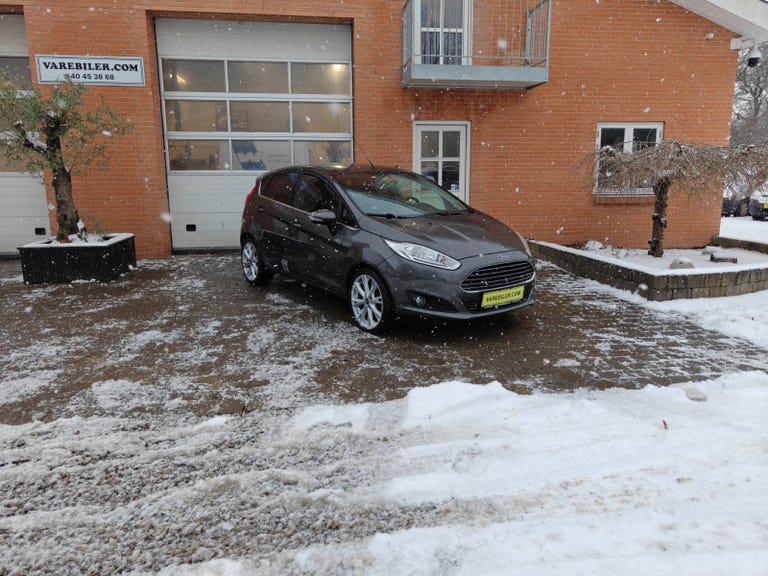 Ford Fiesta SCTi 125 Titanium Van