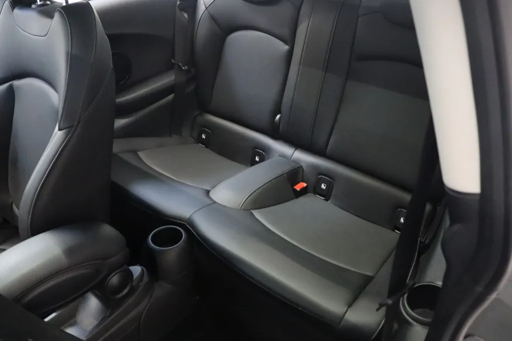 MINI Cooper SE Camden Edition