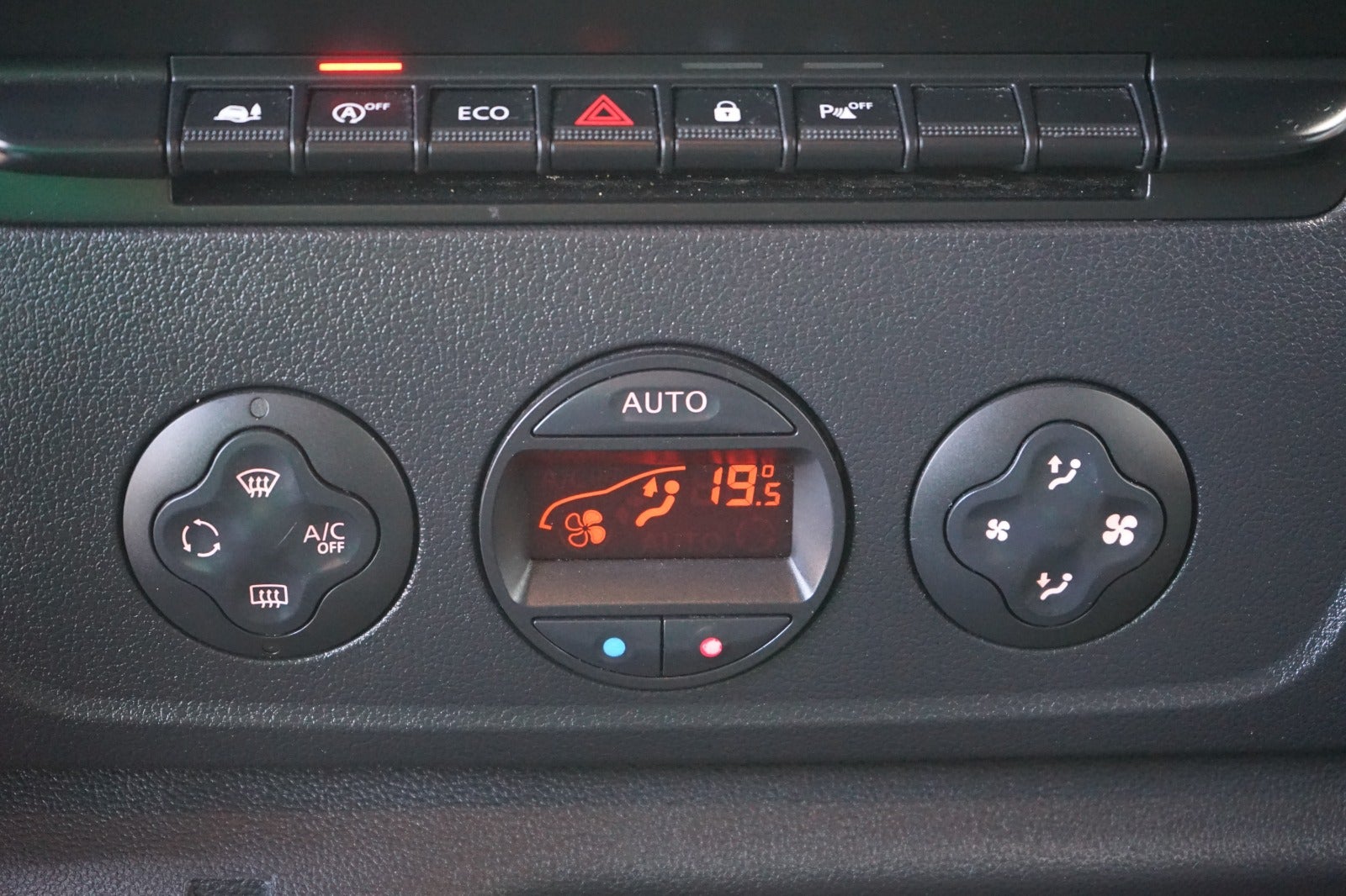 Billede af Nissan NV400 2,3 dCi 145 L3H2 Kassevogn RWD