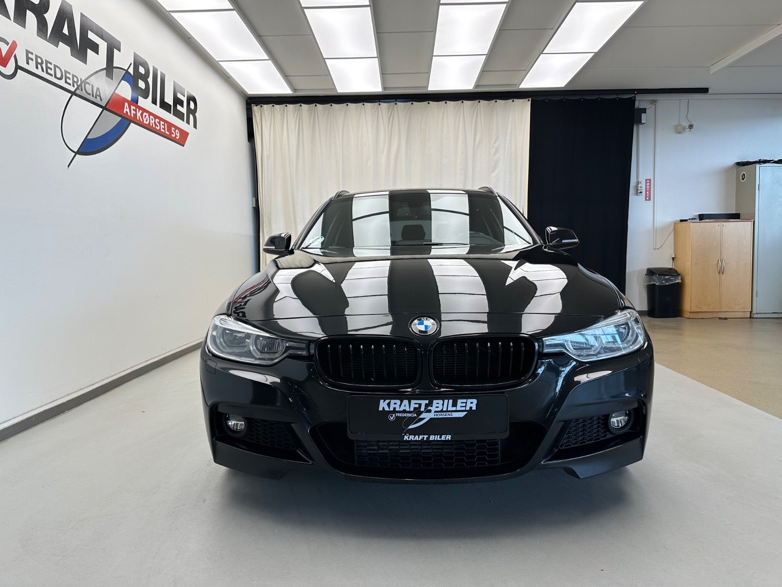 Billede af BMW 320d 2,0 Touring M-Sport aut.