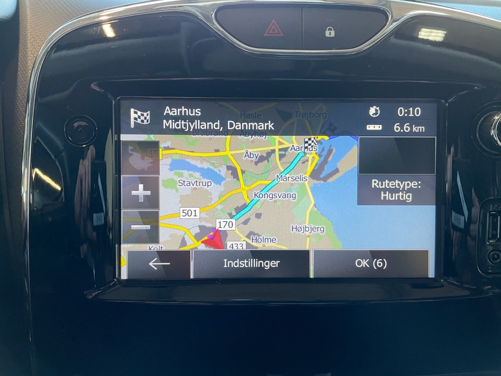 Billede af Renault Clio IV 1,5 dCi 75 Authentique Sport Tourer