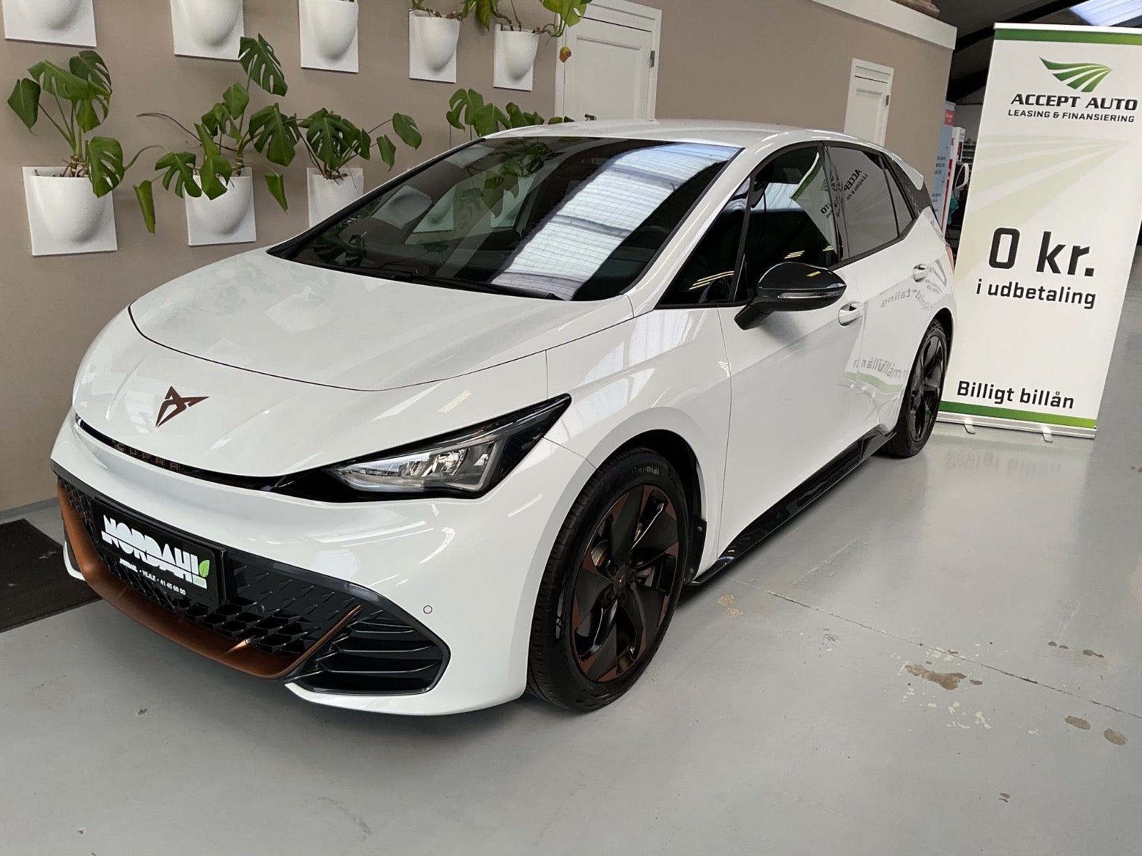 Cupra Born 58 e-Boost 5d - 1
