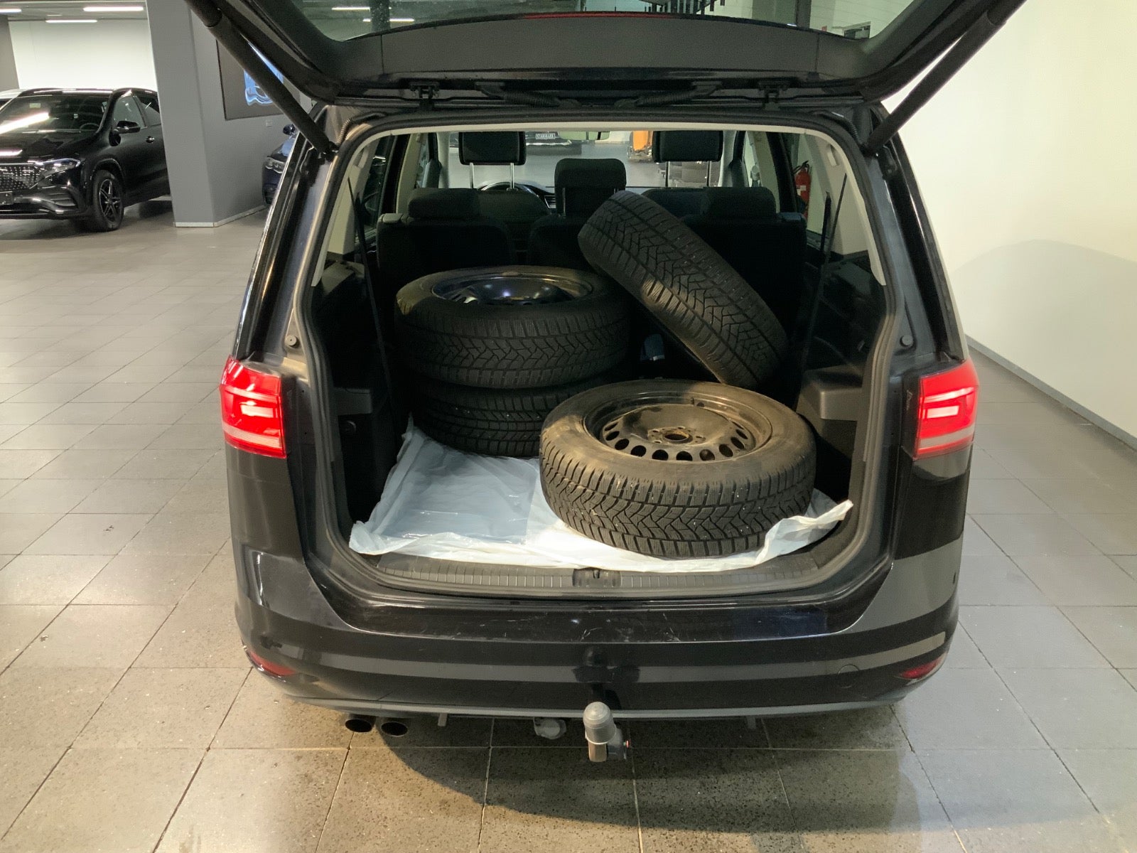 VW Touran (5/8)