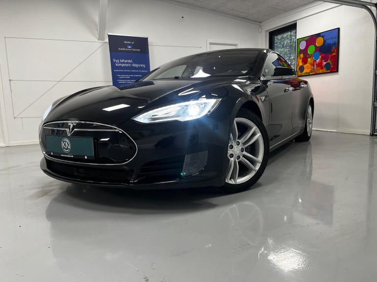 Tesla Model S 70D