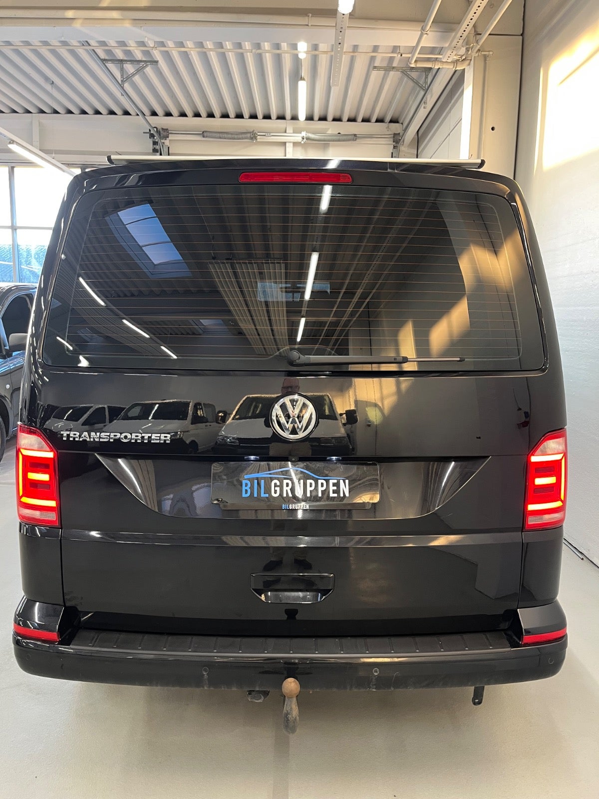 Billede af VW Transporter 2,0 TDi 204 Kassevogn DSG lang