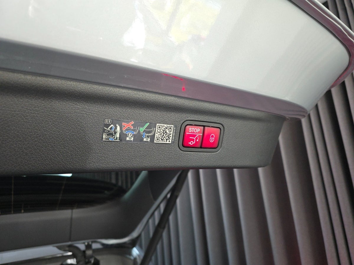 Mercedes EQE300 SUV Electric Art Advance Plus