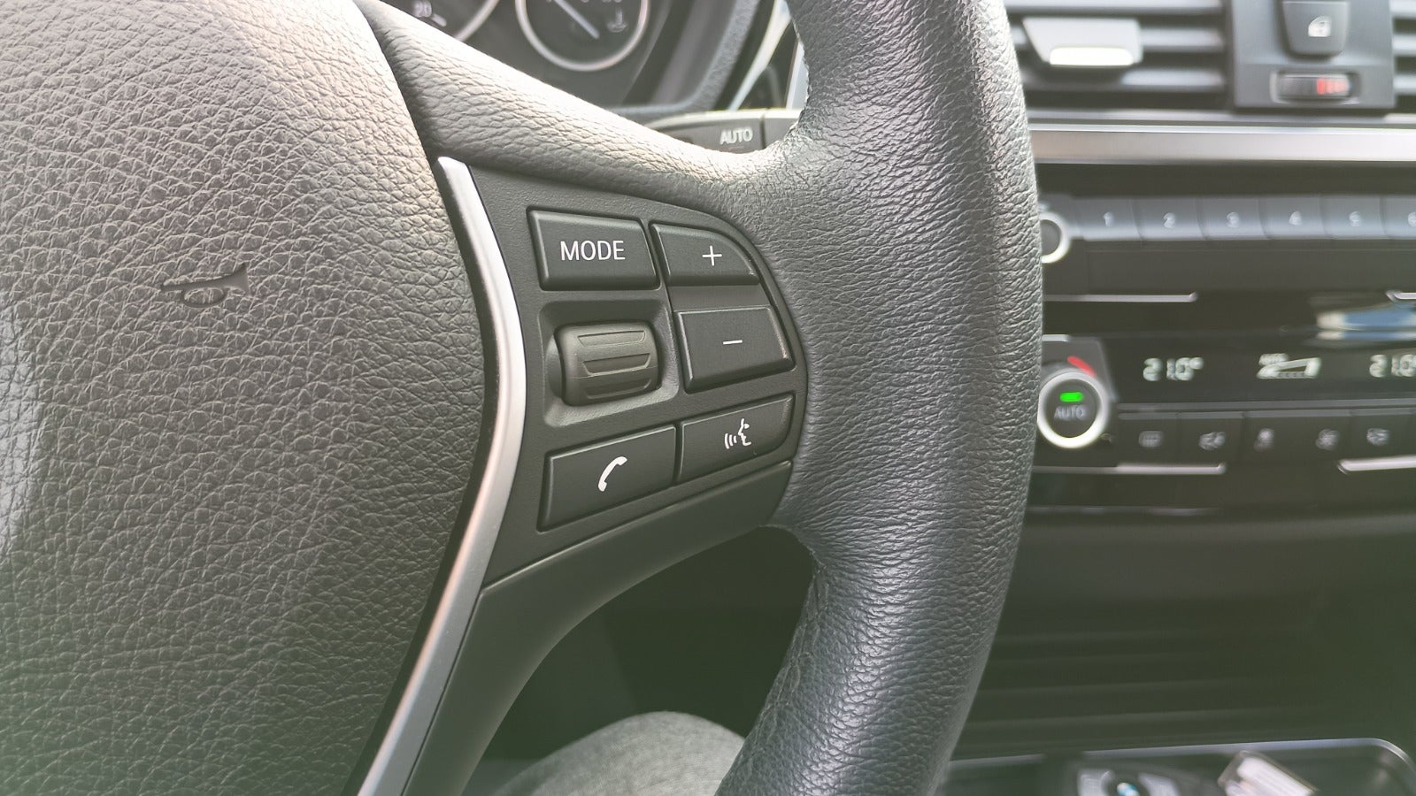 Billede af BMW 320i 2,0 Touring Advantage aut.