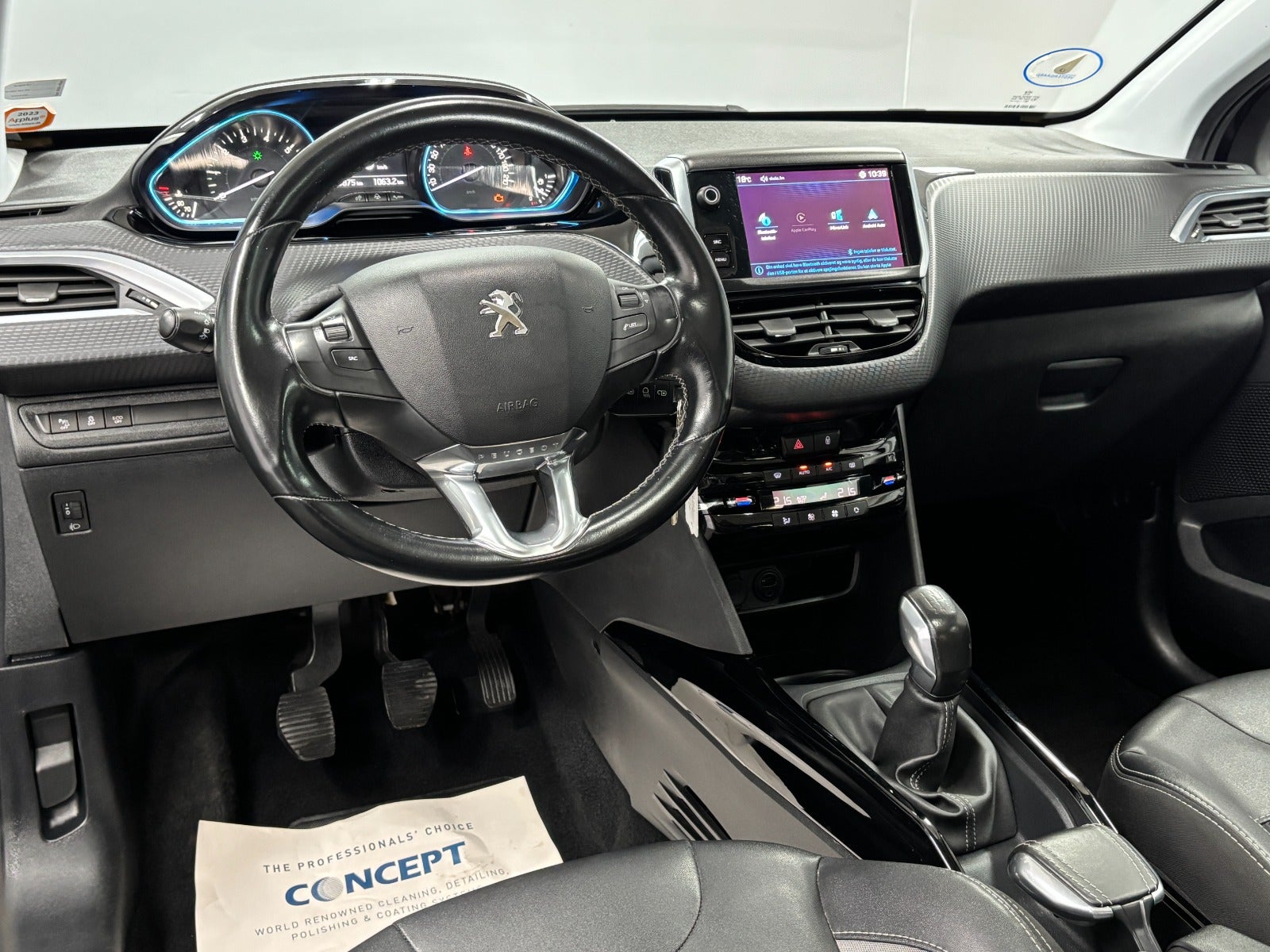 Billede af Peugeot 2008 1,2 e-THP 110 Allure Sky