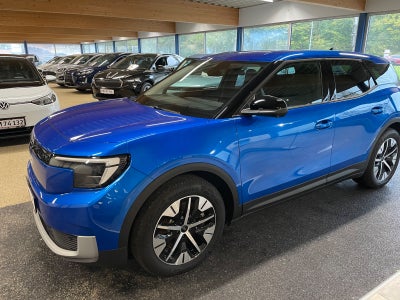 Ford Explorer Select Extended Range  