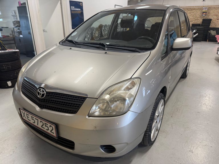 Toyota Corolla Verso Terra