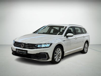 VW Passat GTE Variant DSG