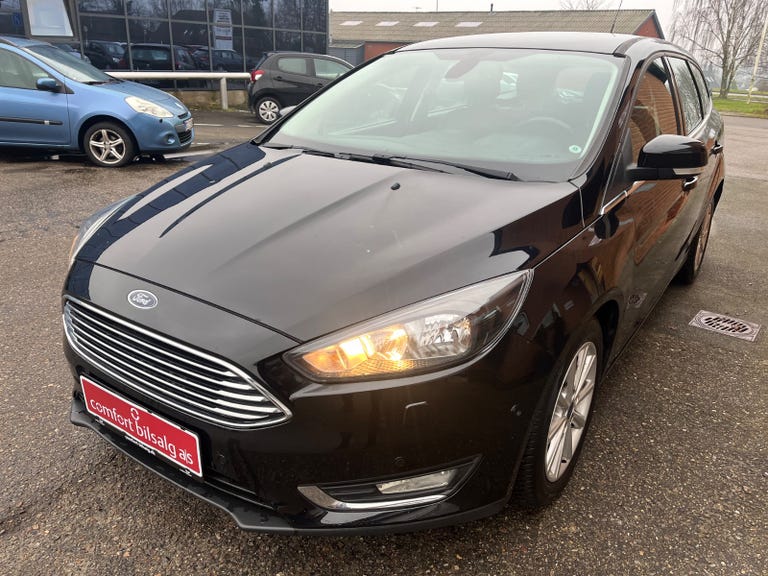 Ford Focus SCTi 125 Titanium stc.