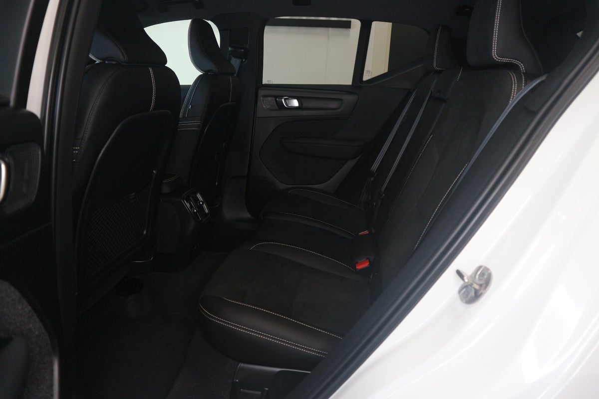 Volvo XC40 P6 ReCharge Plus