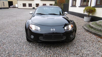 Mazda MX-5 1,8 Roadster Coupé 2d