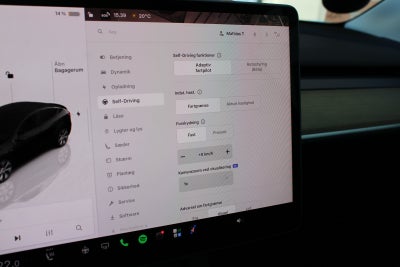 Tesla Model Y RWD