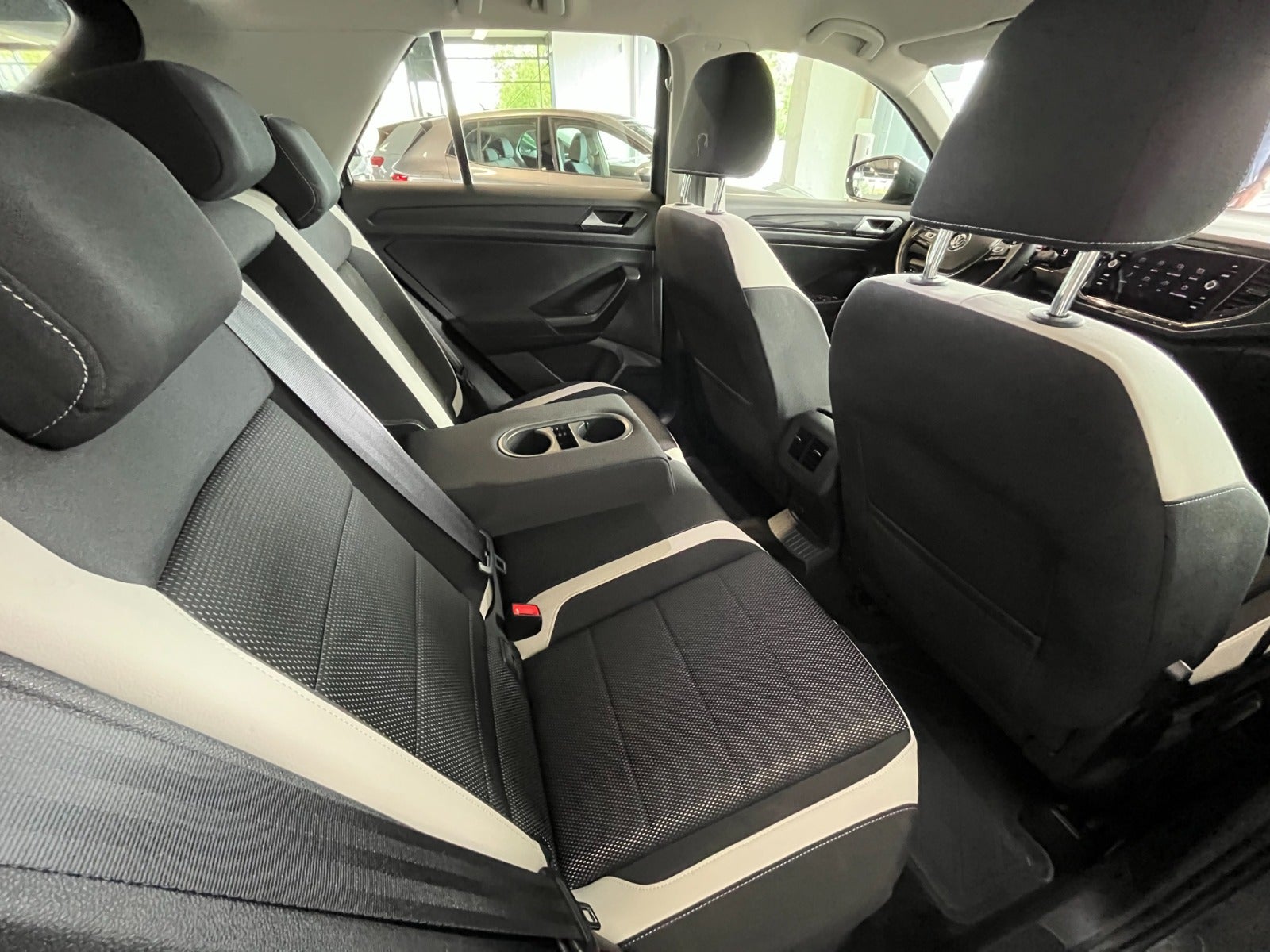 Billede af VW T-Roc 2,0 TDi 150 Style DSG