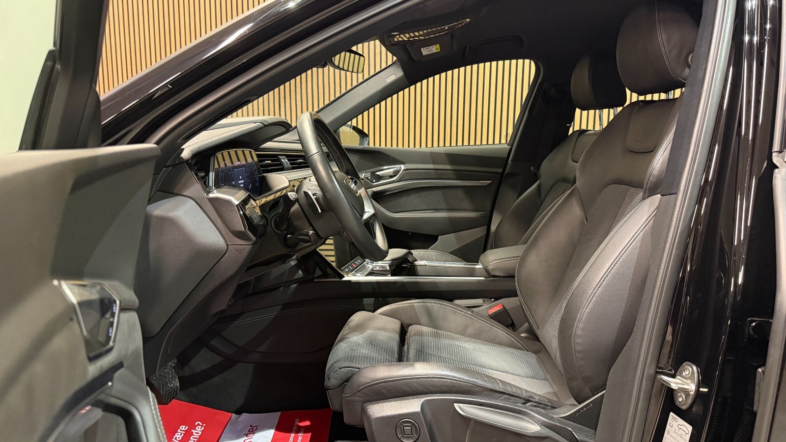 Billede af Audi e-tron 55 S-line quattro