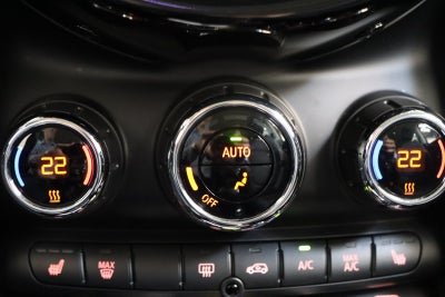 MINI Cooper SE Classic Trim