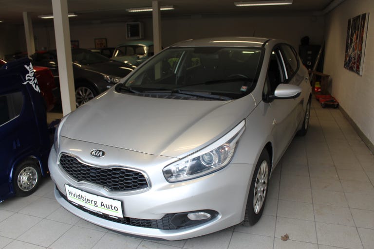 Kia Ceed CVVT Active