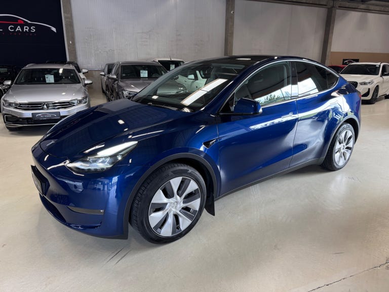 Tesla Model Y Long Range AWD