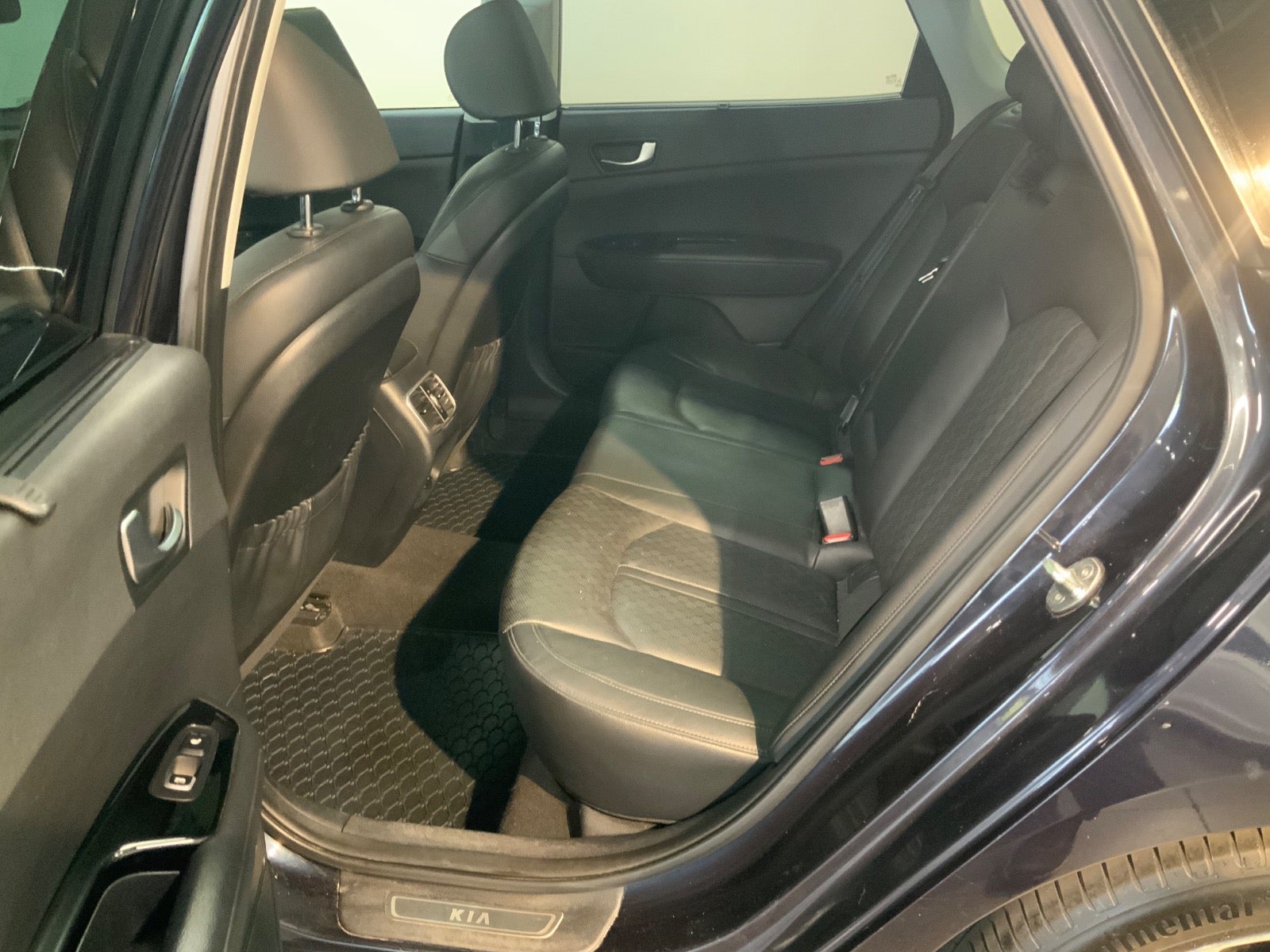 Kia Optima (8/8)