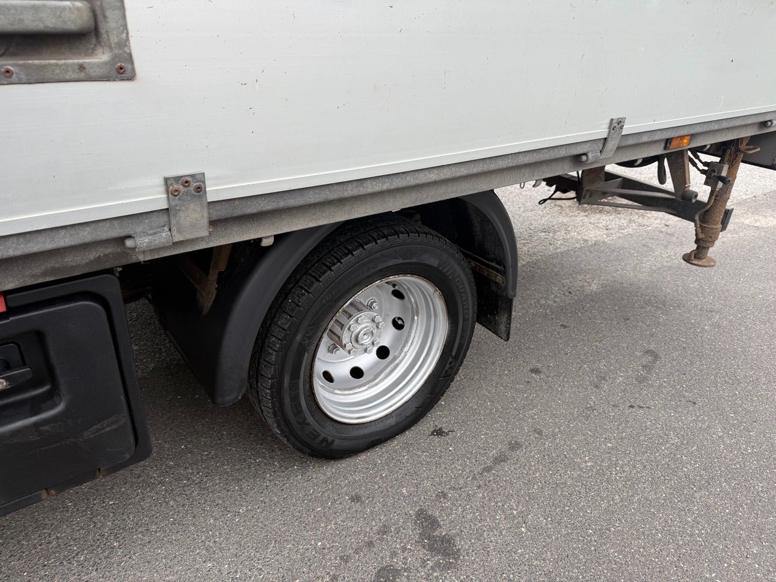 Billede af Nissan Cabstar 2,5 D 35.14 S.Kab m/lad Comfort 3400