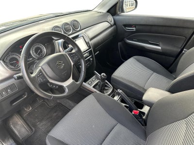 Suzuki Vitara Boosterjet Active Cut billede 2