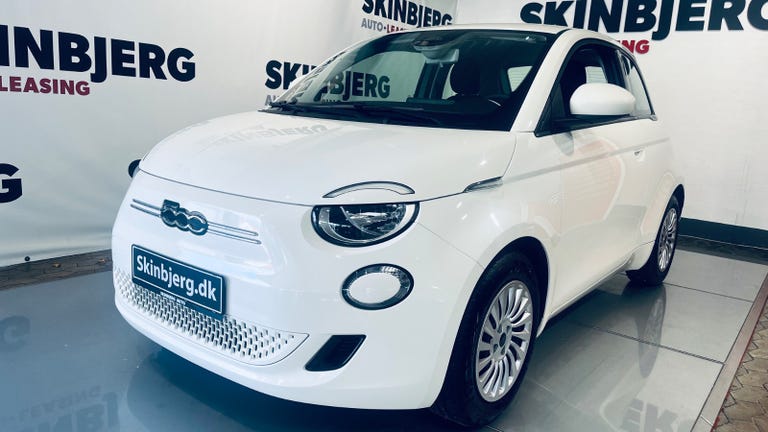 Fiat 500e Action