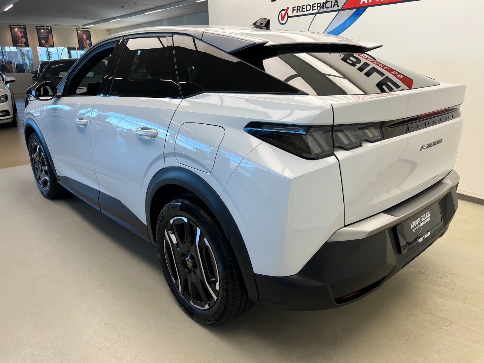 Billede af Peugeot e-3008 77 Allure