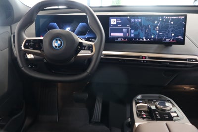BMW iX xDrive40 Sport Line