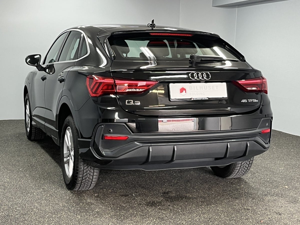 Billede af Audi Q3 45 TFSi e Attitude plus Sportback S-tr.