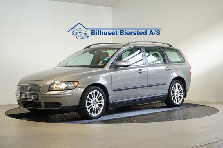 Volvo V50 