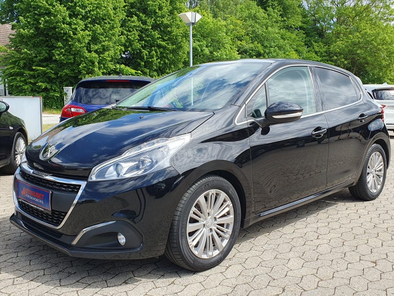 Peugeot 208 BlueHDi 100 Allure Sky