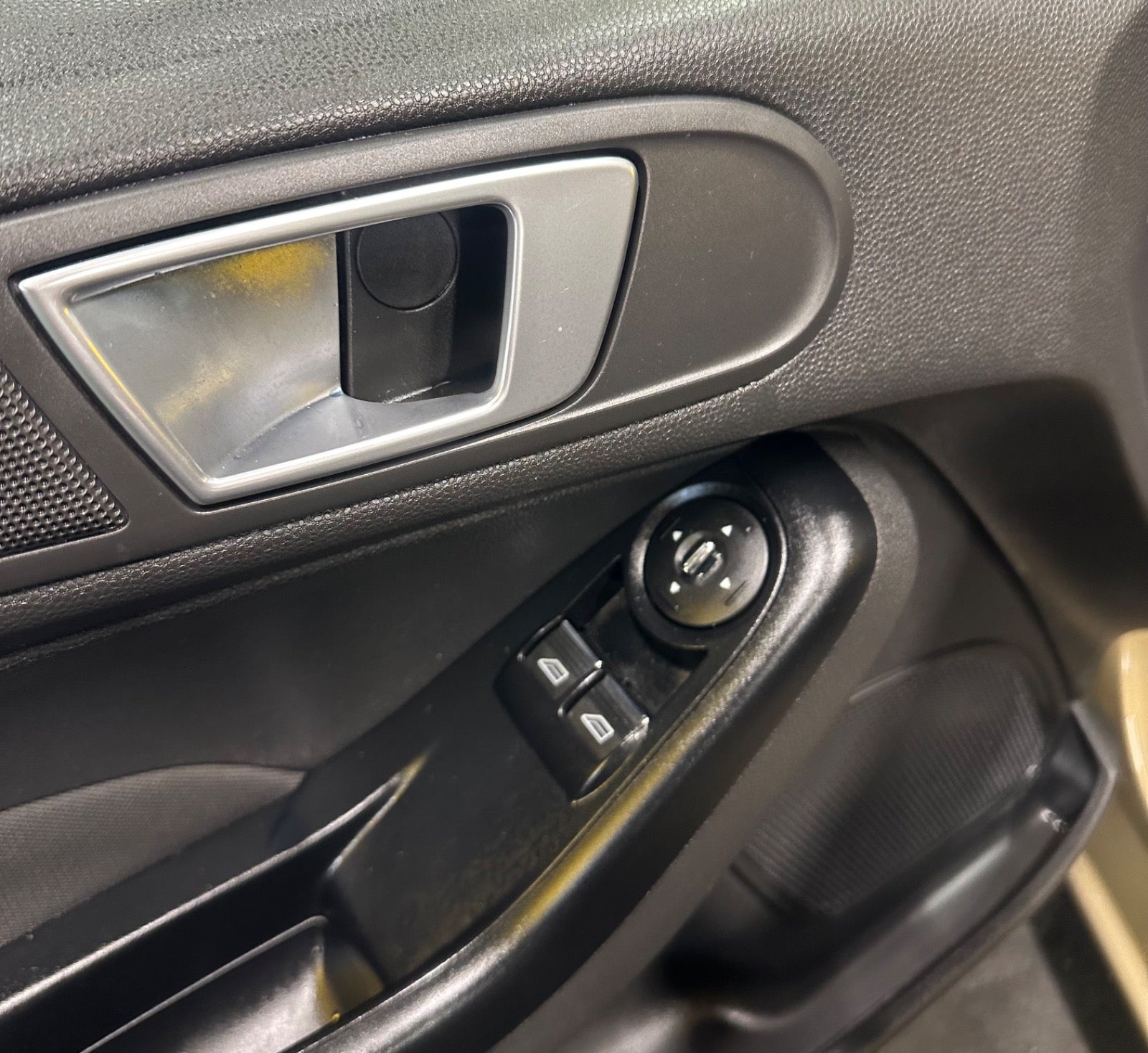 Billede af Ford Fiesta 1,0 SCTi 100 Titanium