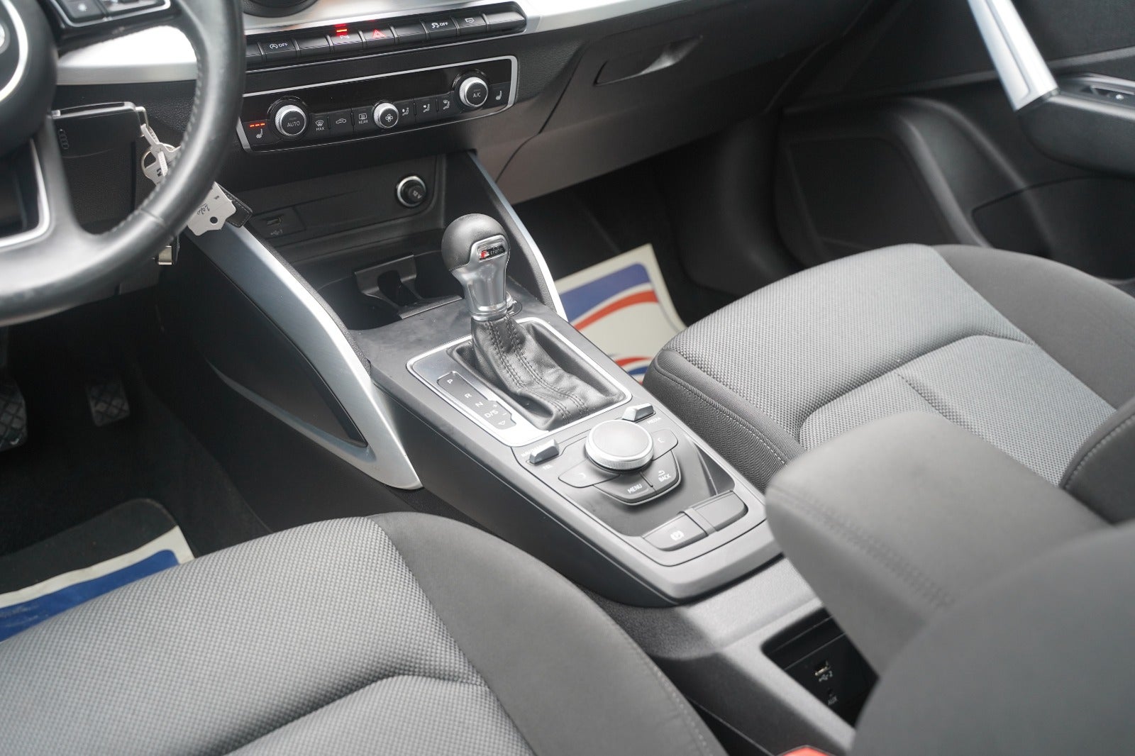 Billede af Audi Q2 35 TFSi Sport Prestige Select S-tr.