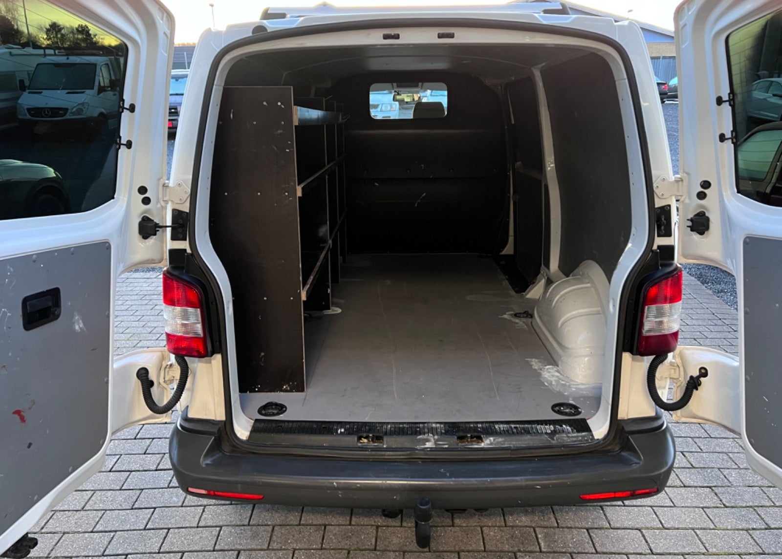 Billede af VW Transporter 2,0 TDi 140 Kombi lang DSG