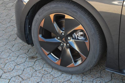 Cupra Born Dinamica Pack High