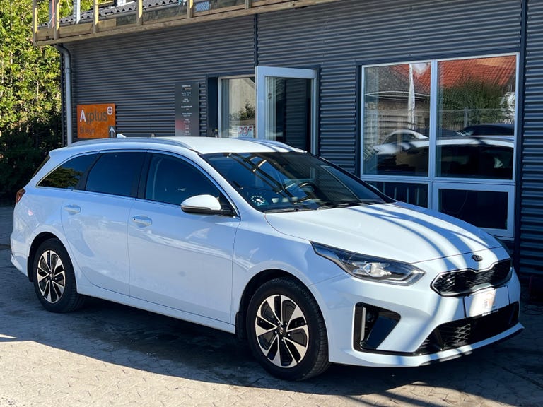 Kia Ceed PHEV Prestige SW DCT