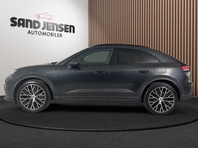 Porsche Macan 4 