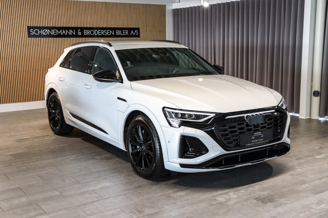Audi Q8 e-tron 55 S-line quattro